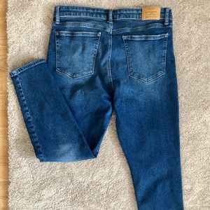 Lucky Brand skinny jeans